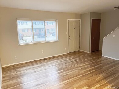 25843 Salem St unit 48, Roseville, MI 48066 - photo 5