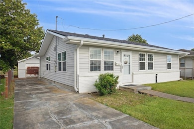 133 Creagan Ave, Gretna, LA 70053 - photo 2