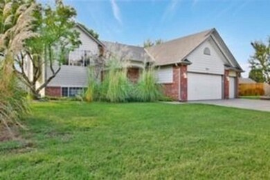 735 High Plains Cir, Maize, KS 67101 - photo 2