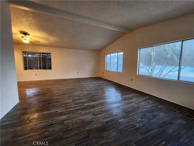 1250 N Kirby St unit 127, Hemet, CA 92545 - photo 6