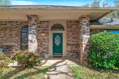 1137 Hidden Oaks Dr, Bedford, TX 76022 - photo 4