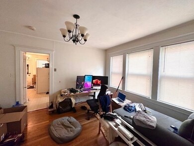 24 Chatham St unit 1R, Cambridge, MA 02139 - photo 5