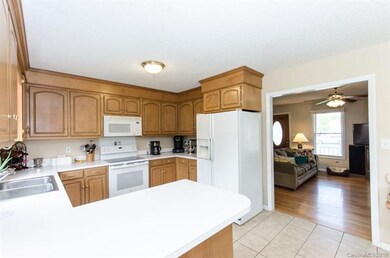 2623 Gold Rush Dr, Lincolnton, NC 28092 - photo 7