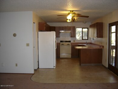 2911 E 84th Ave unit 4, Anchorage, AK 99507 - photo 2