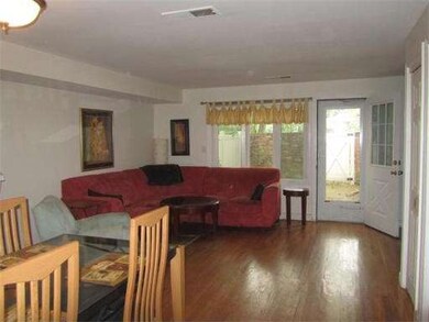 1211 Windsor Dr, Framingham, MA 01701 - photo 6