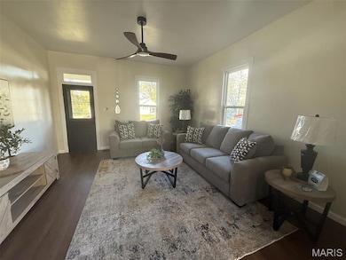 904 W Johnson St, Vandalia, IL 62471 - photo 6