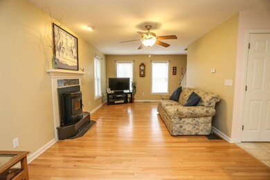 77 Ayers Cove Dr, Barrington, NH 03825 - photo 5