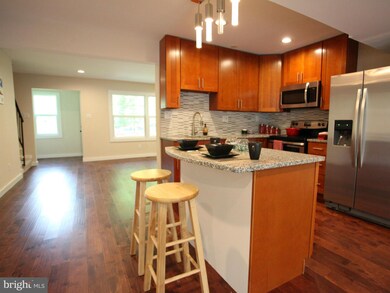 5484 Gloucester Rd, Columbia, MD 21044 - photo 7