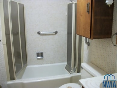 119 E Ridgeview Dr, Cherokee, IA 51012 - photo 4