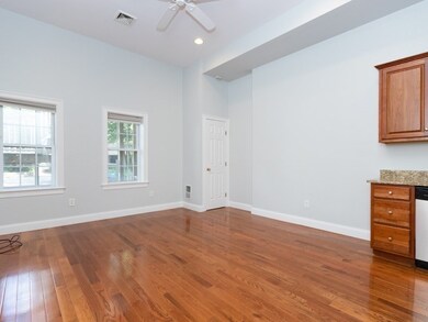 195 Washington Ave unit 2, Chelsea, MA 02150 - photo 7