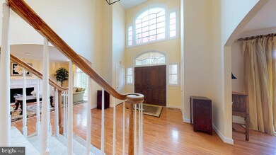 11205 Bright Pond Ln, Reston, VA 20194 - photo 5