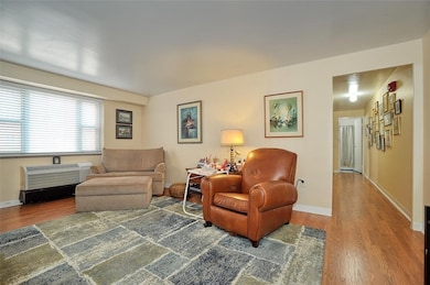 University Square #1 unit 211, Pittsburgh, PA 15213 - photo 6