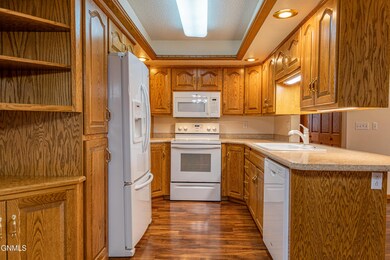 2900 4th Street - MLS Size-3