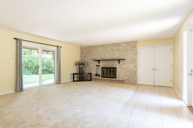 2727 S Lakeshore-1