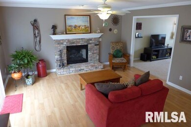 5511 N Deerfield Ct, Peoria, IL 61615 - photo 7