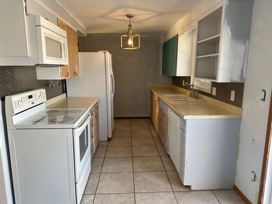 1202 Janson St, Albert Lea, MN 56007 - photo 6