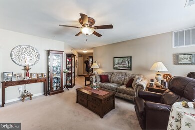 2501 Coleridge Dr unit 12C, Frederick, MD 21702 - photo 2