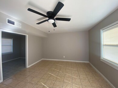 601 Lomaland Dr unit B, El Paso, TX 79907 - photo 7