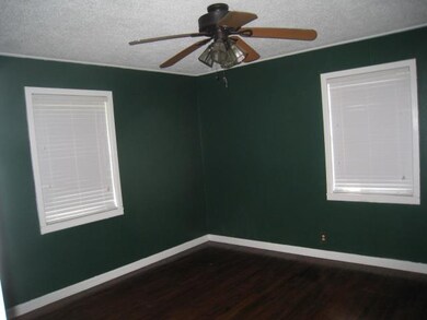 158 Alan St, Texarkana, TX 75501 - photo 4