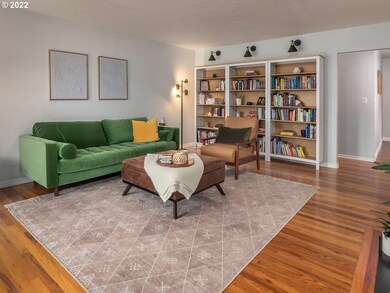 12615 SW Park Way, Portland, OR 97225 - photo 4