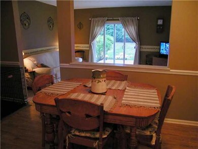 Dining Room. Nice dining area between the kitchen 