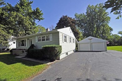 1533 W Yorkhouse Rd, Waukegan, IL 60087 - photo 2