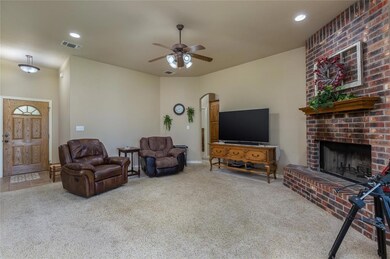 819 Sandlin Ln, Springtown, TX 76082 - photo 6