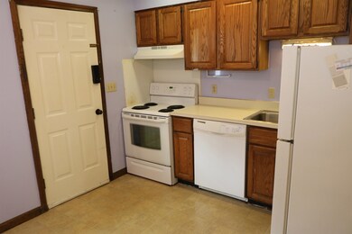 220 Mascoma St unit 86, Lebanon, NH 03766 - photo 4