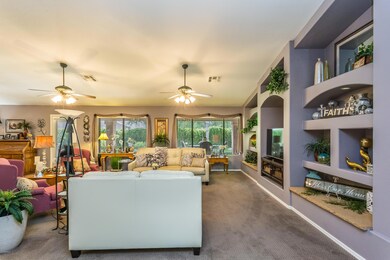 44 N Brighton Ln-6