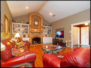 510 Hyde Park Dr, Tyler, TX 75701 - photo 3