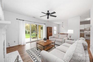 766 Marsh Rd unit 2, Charlotte, NC 28209 - photo 2