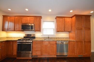 842 Fellsway unit 842, Medford, MA 02155 - photo 4