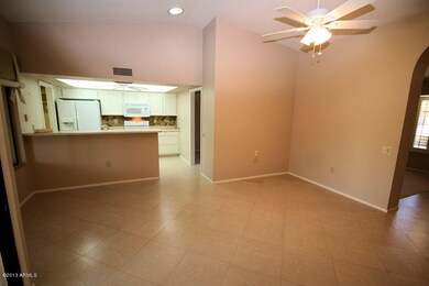 Family Rm-Breakfast Area-Breakfast Bar