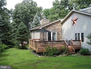 460 Stoneridge Rd, Emmaus, PA 18049 - photo 3