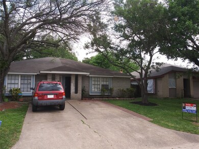 11010 Crenchrus Ct, Houston, TX 77086 - photo 2