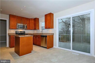 9002 Old Palmer Rd, Fort Washington, MD 20744 - photo 3