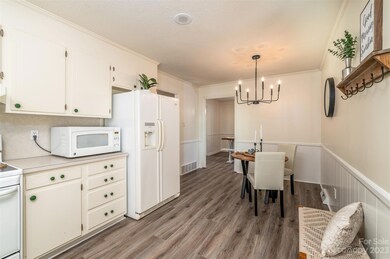 2602 Shearer Dr, Statesville, NC 28625 - photo 5