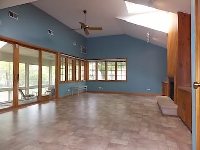 20531 Marathon Ct, Olympia Fields, IL 60461 - photo 5