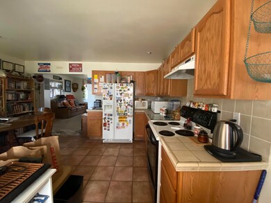 2212 Darrow Ave, Klamath Falls, OR 97601 - photo 7