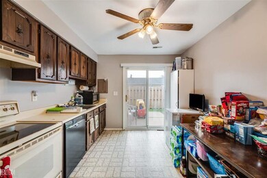 16632 Eastland St unit 88, Roseville, MI 48066 - photo 5