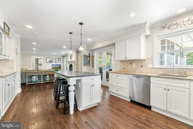 1015 Riva Ridge Dr, Great Falls, VA 22066 - photo 5