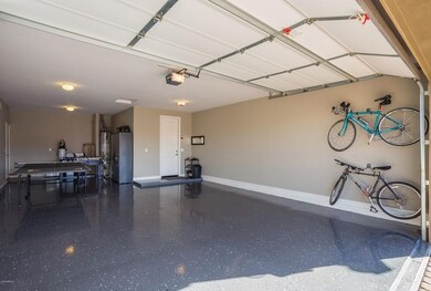 10824_E_Quintana_Ave_11