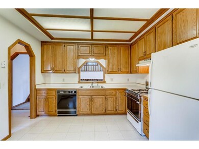 09 Kitchen