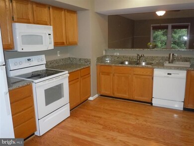 9761 Mock Orange Ct unit A, Manassas, VA 20110 - photo 3