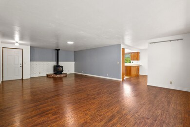 1782EvonCir-007