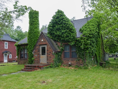1309 Sunnyside Dr-102