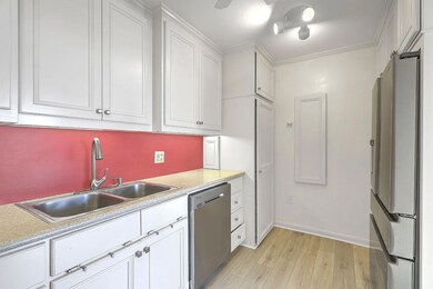 330 Concord Street 9H, Dockside kitchen
