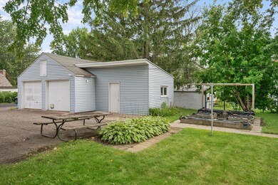 2521 12th Ave E, Saint Paul, MN 55109 - photo 3