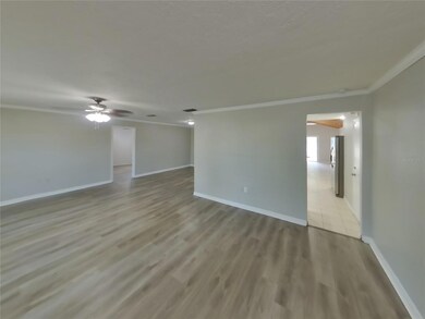 unlisted-address, Sarasota, FL 34243 - photo 3