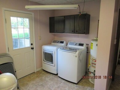 381 Meadowbrook Dr, Newark, OH 43055 - photo 7